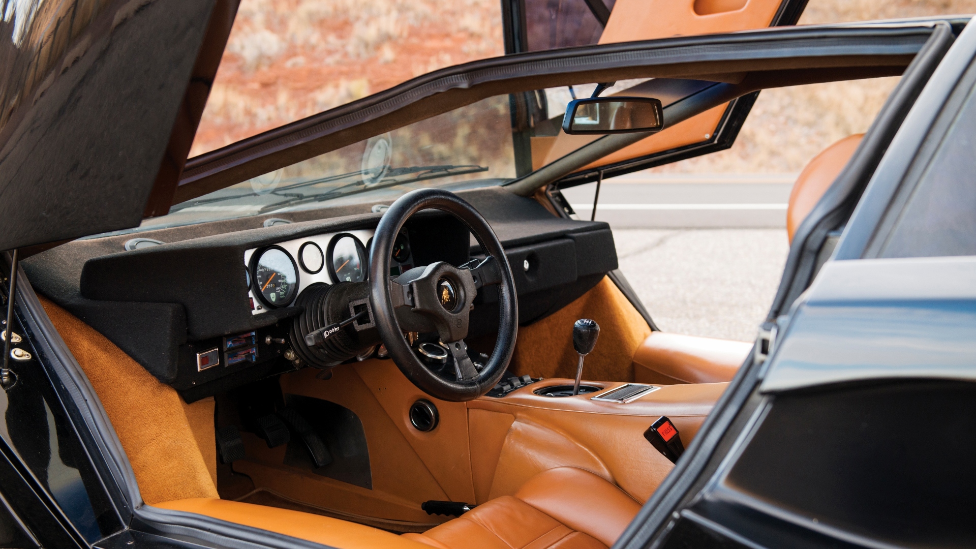 Lamborghini-Countach-16