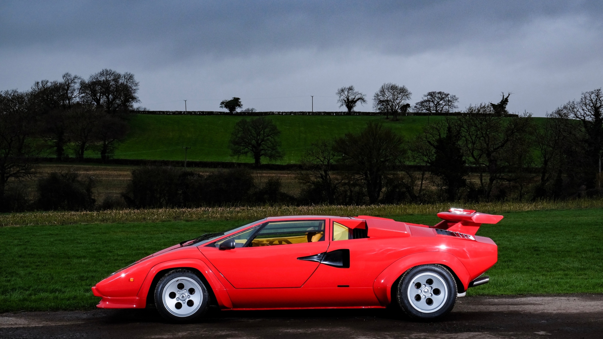 Lamborghini-Countach-22