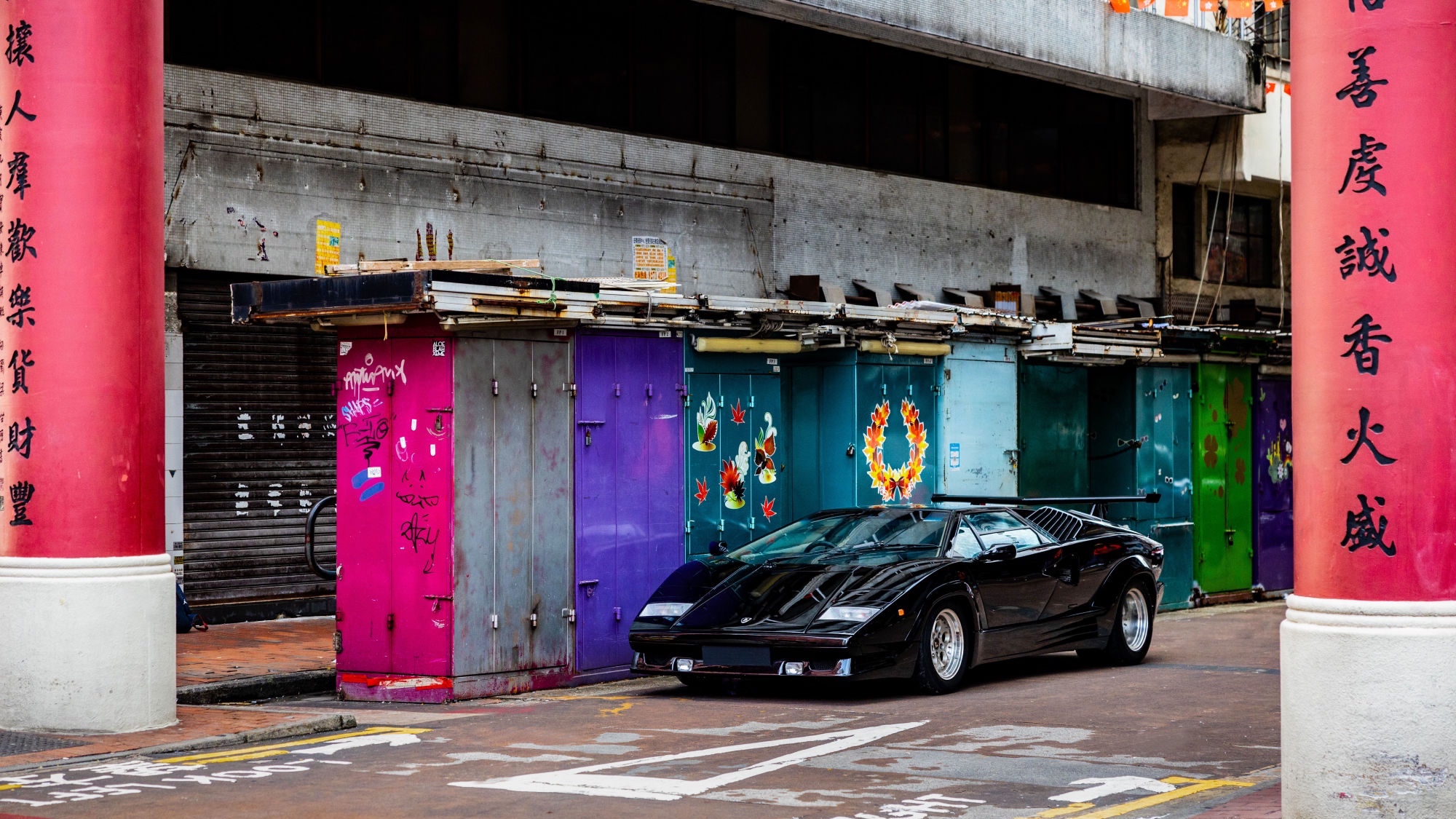 Lamborghini-Countach-25th-Anniversary-RM-Sothebys-15 Lamborghini-Countach-25th-Anniversary-RM-Sothebys-15