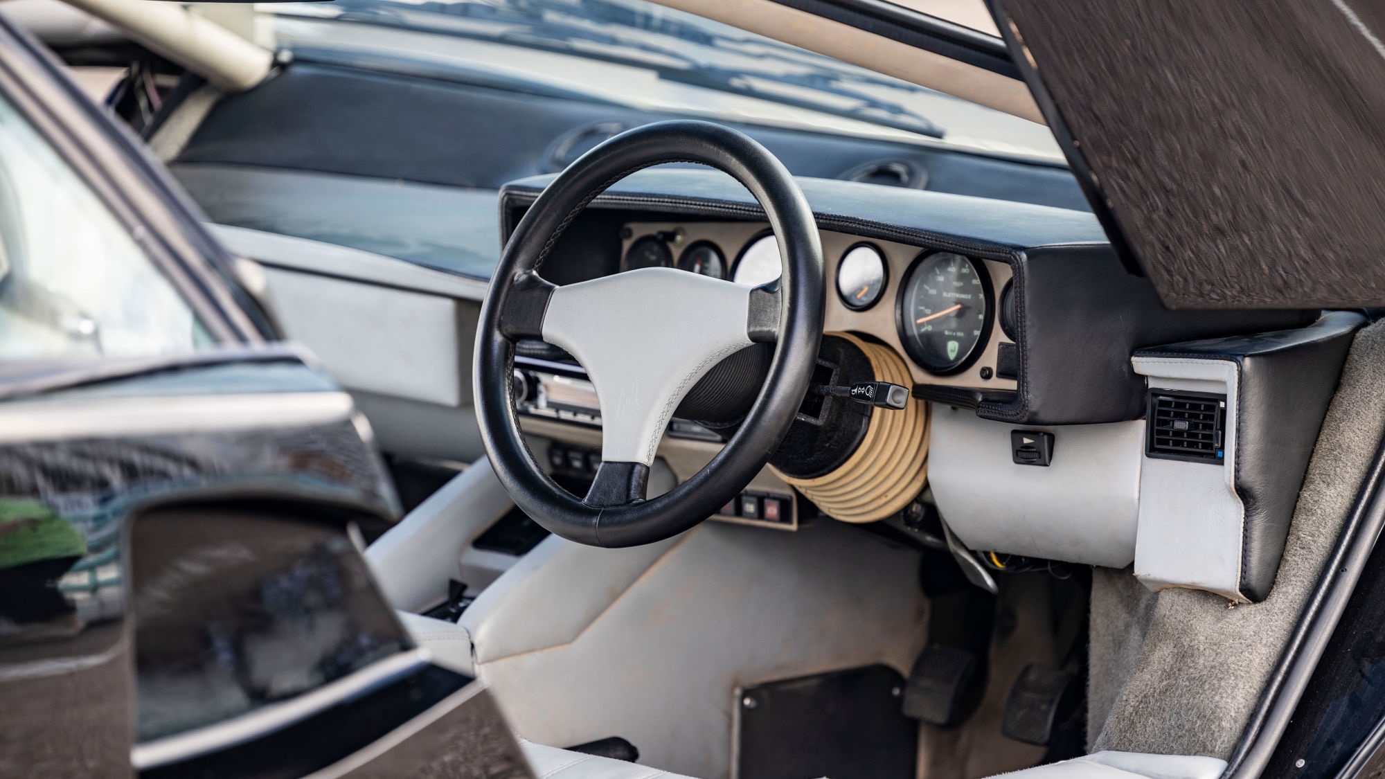Lamborghini-Countach-25th-Anniversary-RM-Sothebys-3 Lamborghini-Countach-25th-Anniversary-RM-Sothebys-3