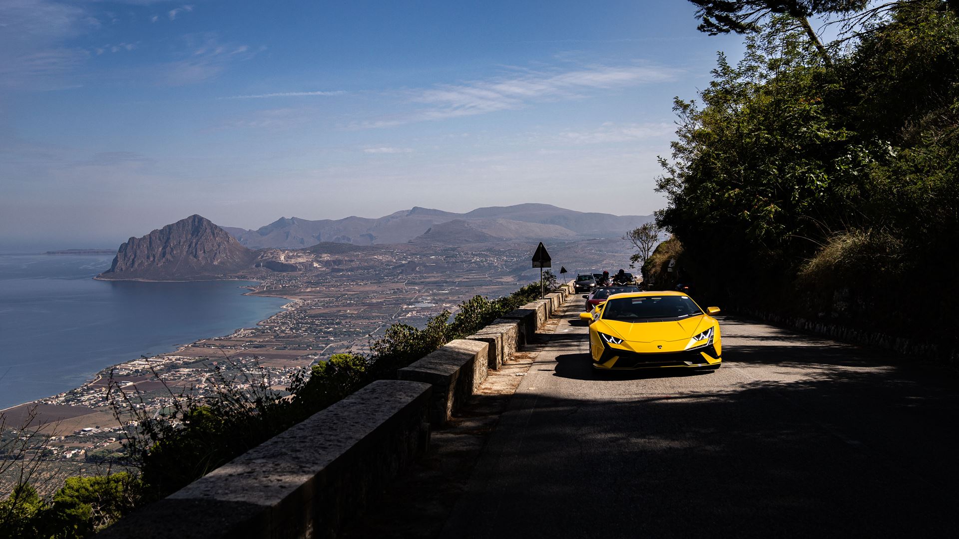 Alla scoperta della Sicilia con le supercar del Toro Alla scoperta della Sicilia con le supercar del Toro