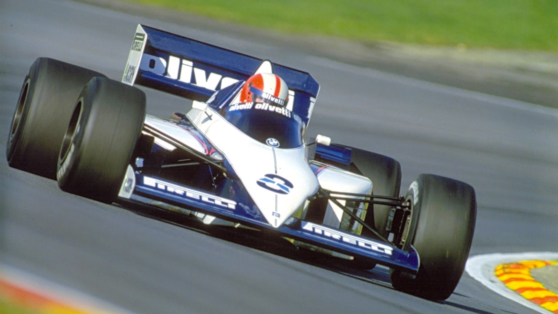 Circuito di Zandvoort, Gran Premio d’Olanda 1985. Surer con la sua Brabham BT54 Circuito di Zandvoort, Gran Premio d’Olanda 1985. Surer con la sua Brabham BT54