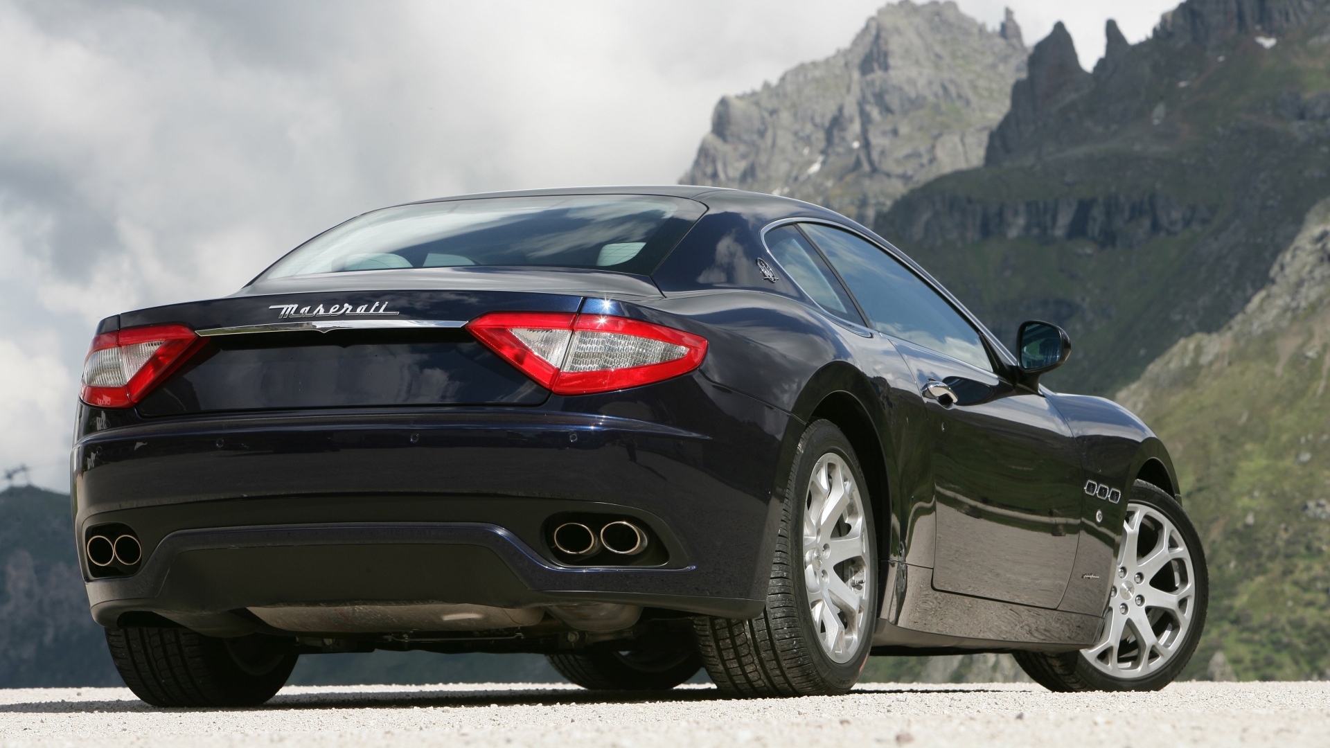 Maserati-Granturismo-1