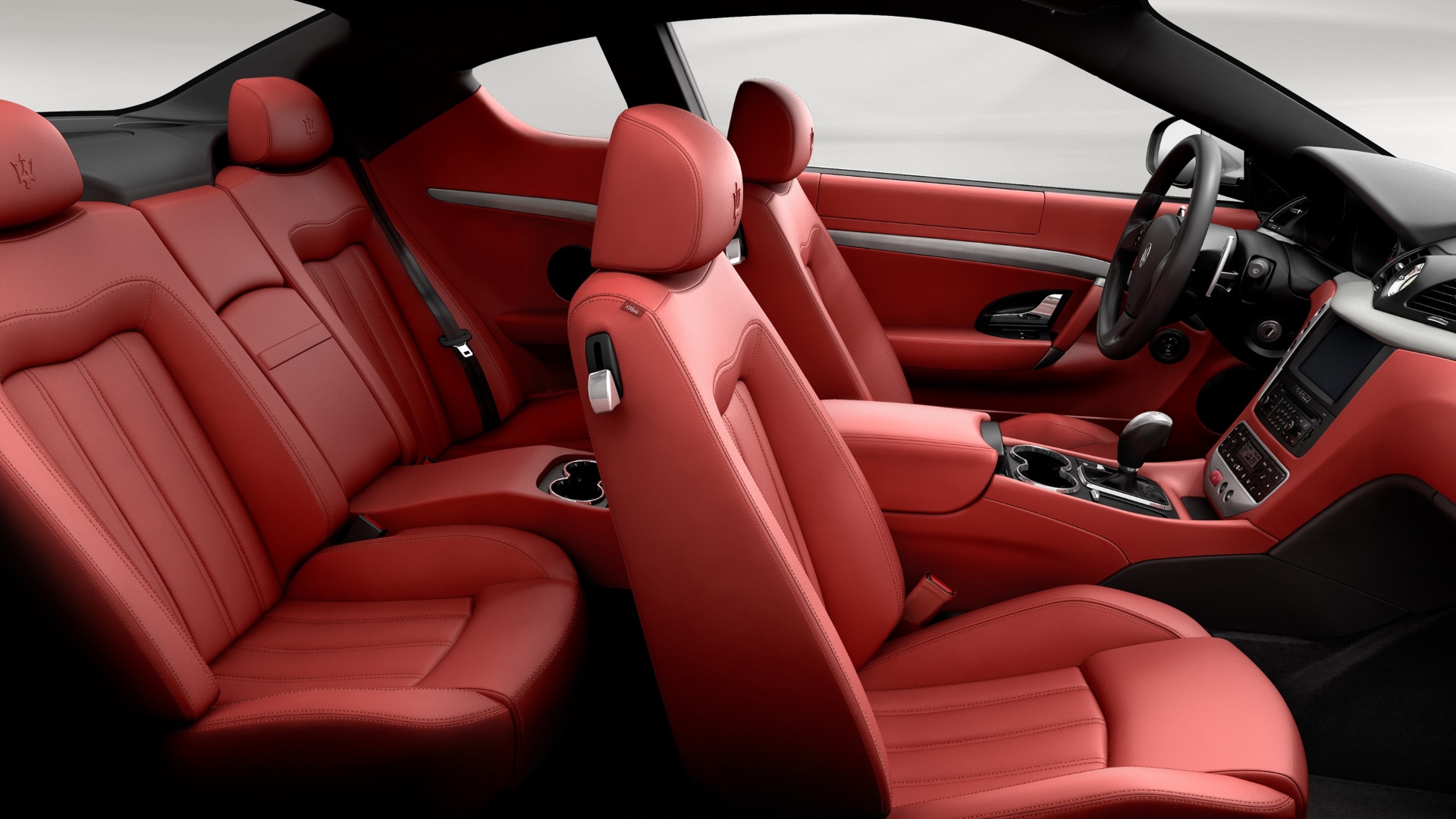 Maserati-Granturismo-2