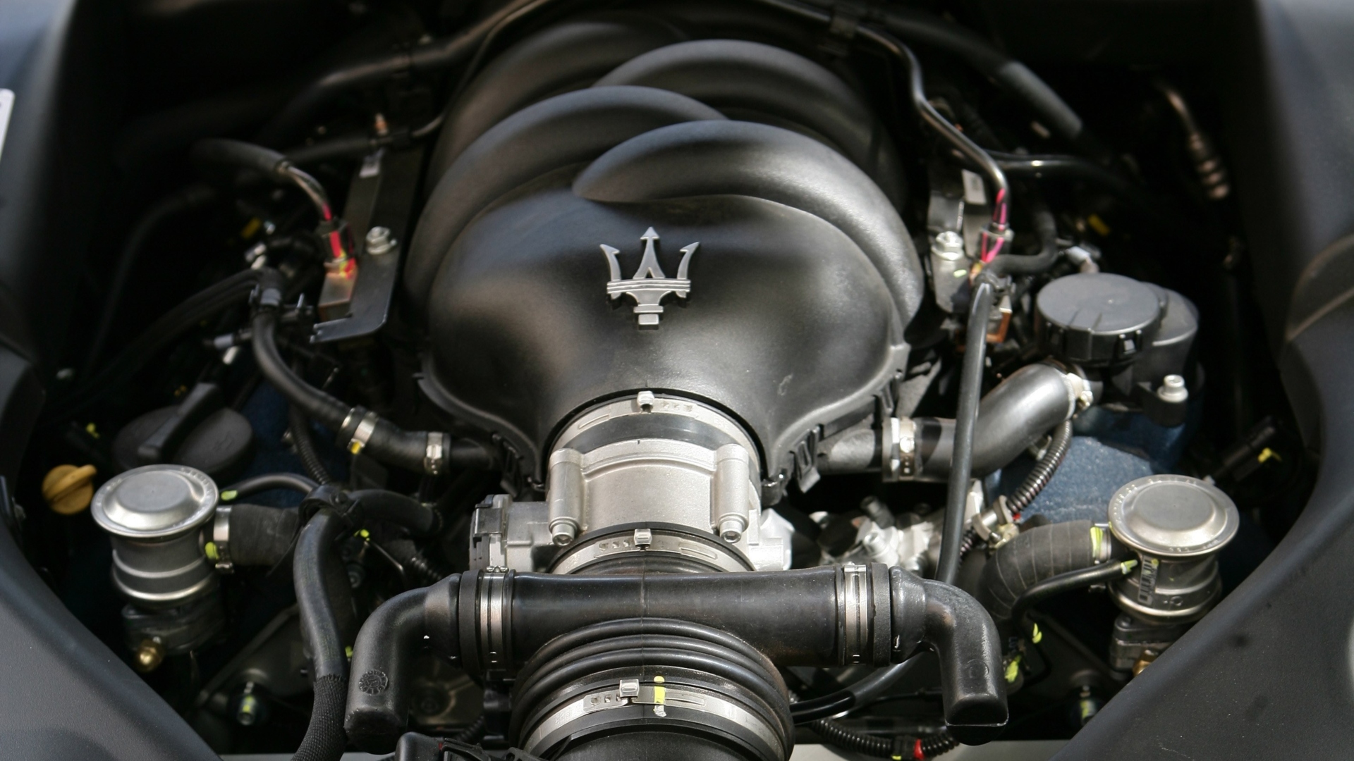 Maserati-Granturismo-4