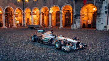 Mercedes-F1-Lewis-Hamilton-2013-GP-Ungheria-vincitrice-1