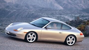 Porsche-911-996-5