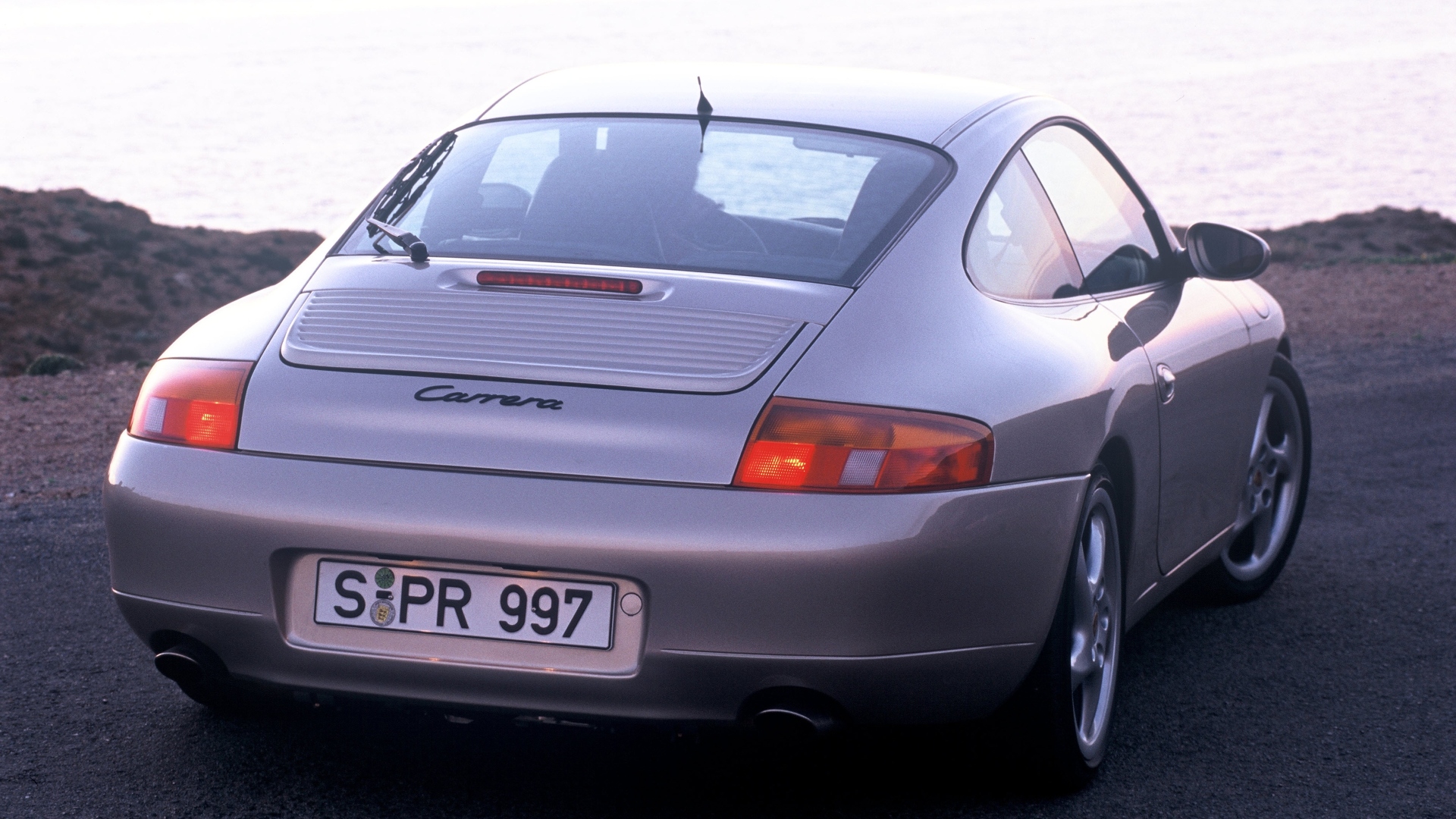 Porsche-911-996-9