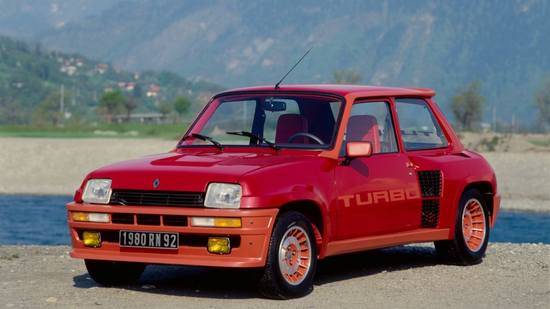 Renault-5-Turbo-12