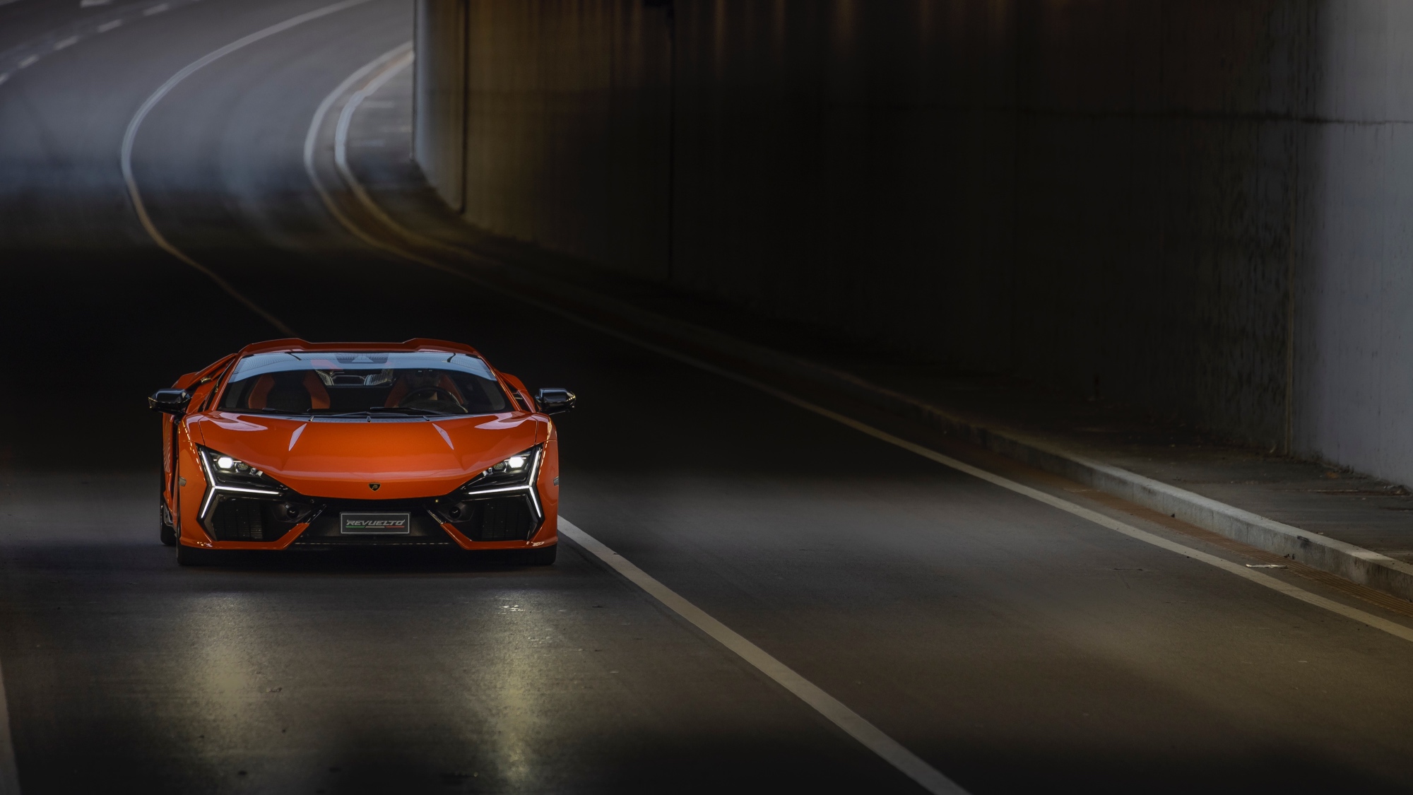 lamborghini-revuelto-prezzo-scheda-tecnica-0-100-4