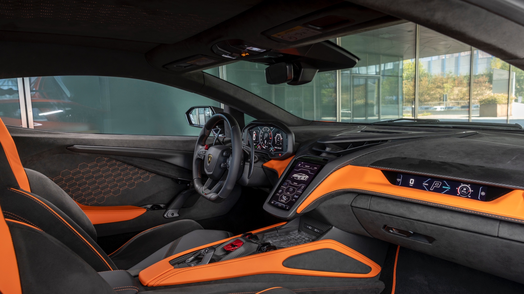 lamborghini-revuelto-prezzo-scheda-tecnica-0-100-45