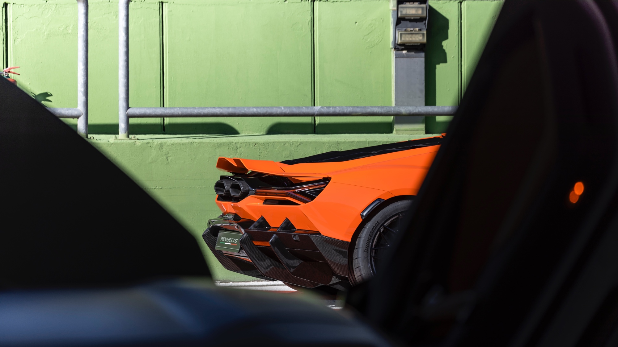 lamborghini-revuelto-prezzo-scheda-tecnica-0-100-53