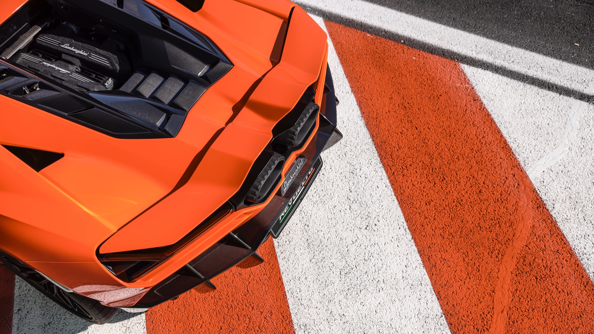 lamborghini-revuelto-prezzo-scheda-tecnica-0-100-56