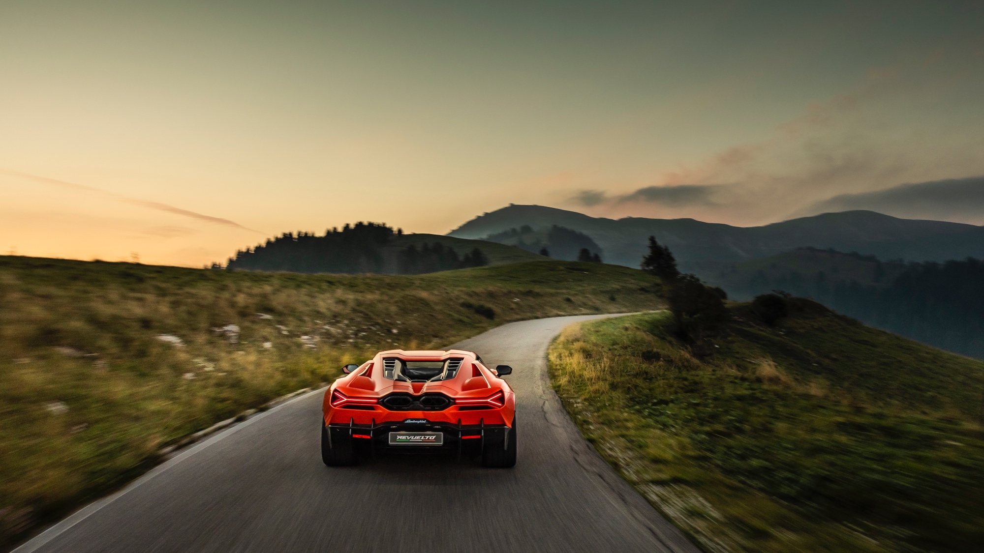 lamborghini-revuelto-prezzo-scheda-tecnica-0-100-6