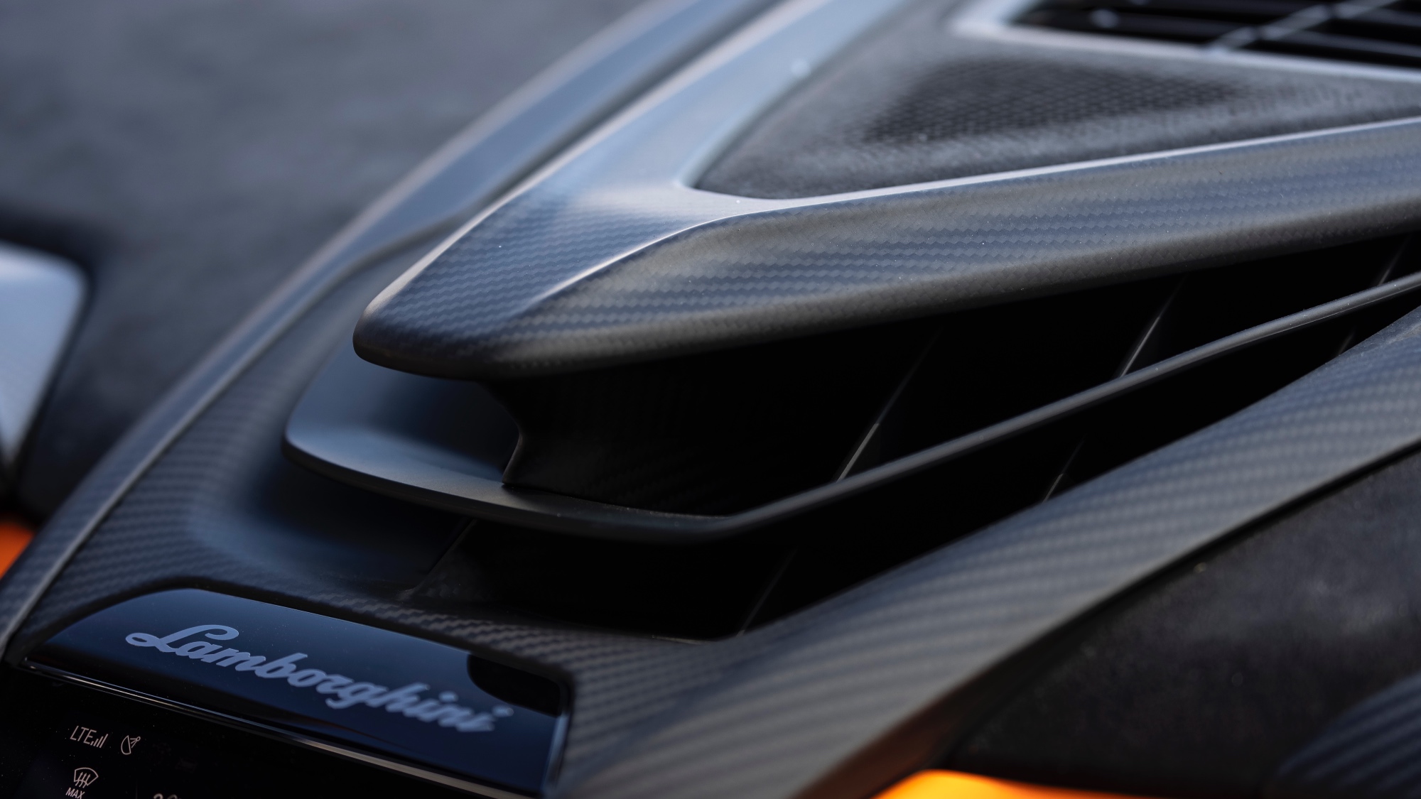 lamborghini-revuelto-prezzo-scheda-tecnica-0-100-65