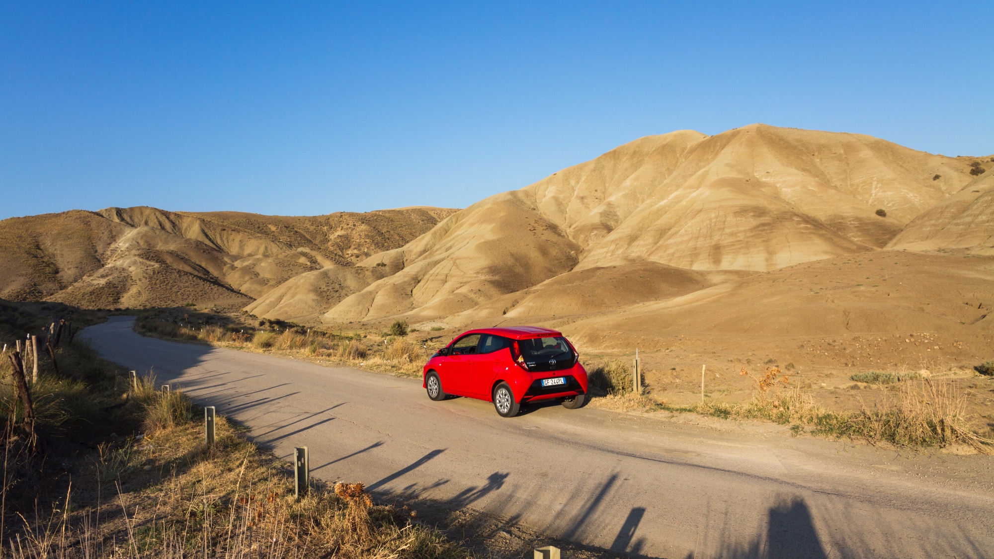 toyota-aygo-gr-auto-a-noleggio-sicilia-9 toyota-aygo-gr-auto-a-noleggio-sicilia-9
