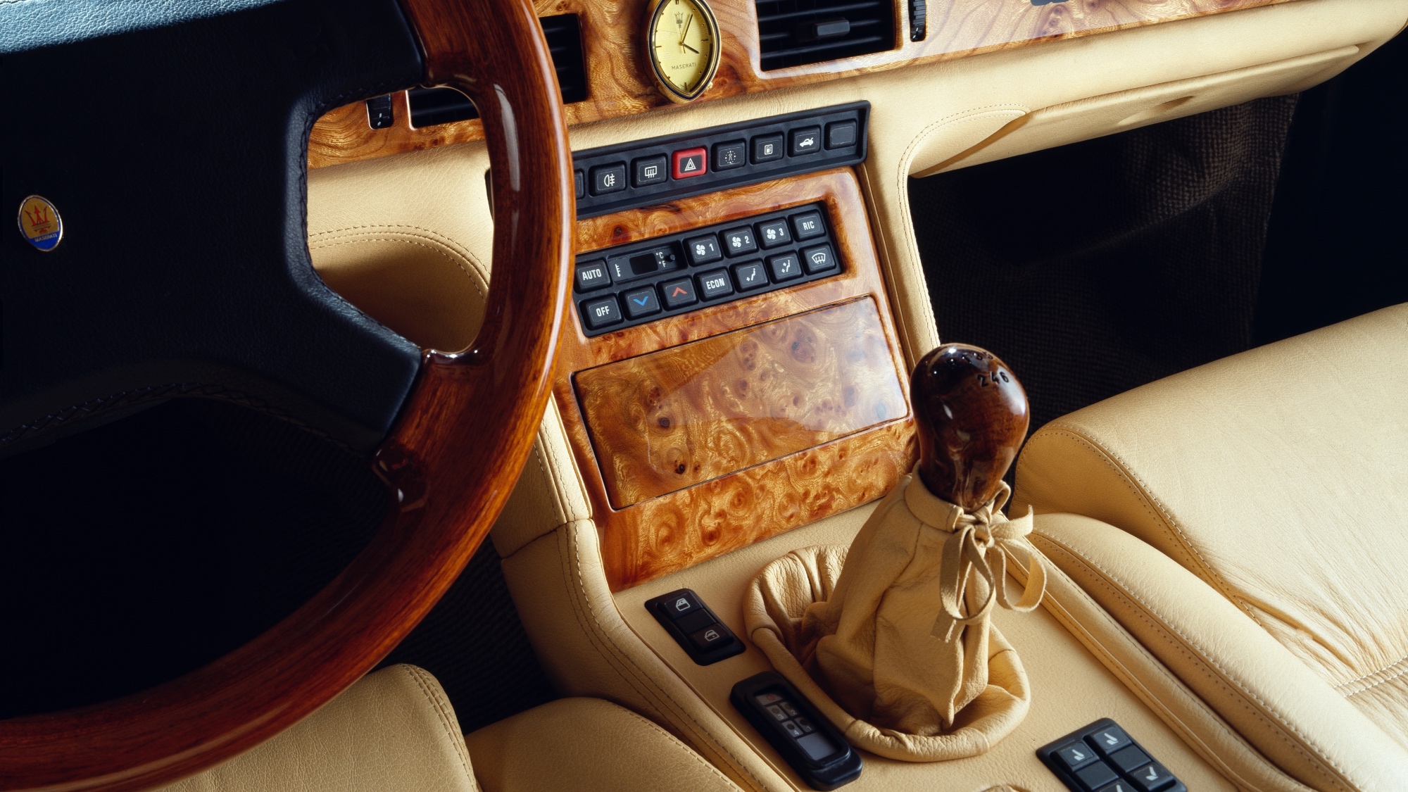 22771-MaseratiQuattroporteIV-1994