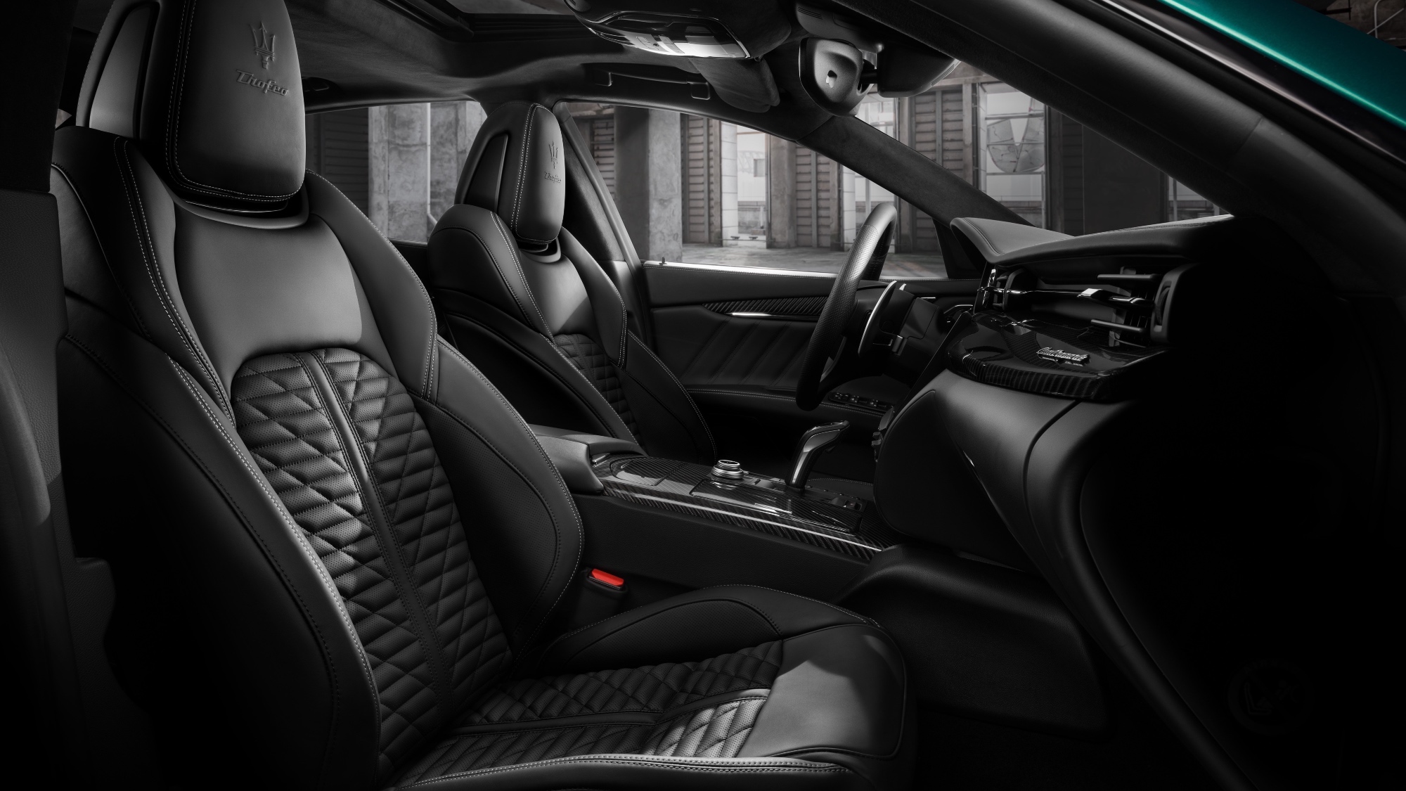 22778-MaseratiQuattroporteVI-2013