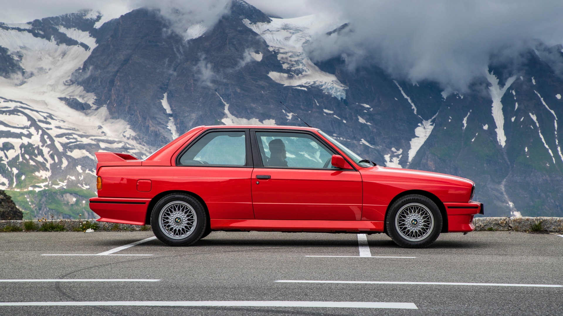 BMW-M3-E30-5