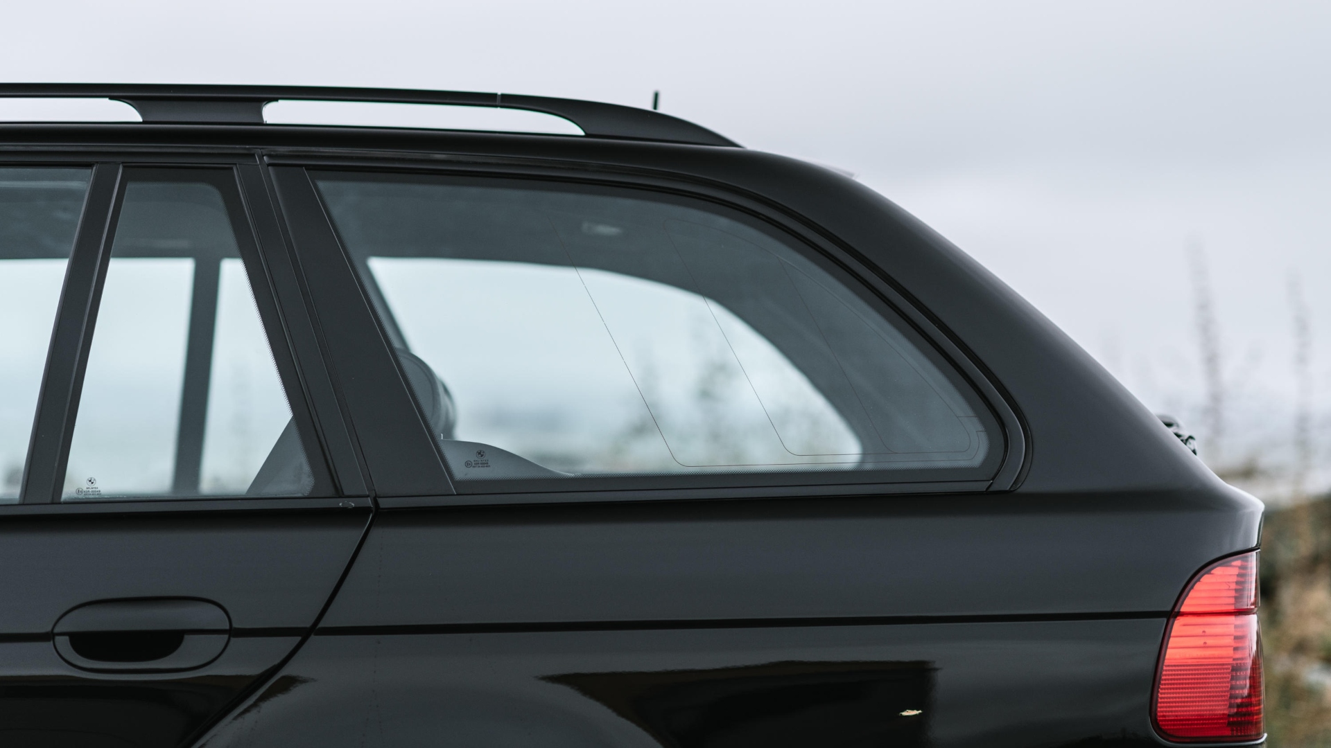 BMW-M5-E39-Touring-2002-6 BMW-M5-E39-Touring-2002-6