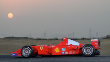 Ferrari-F-2001-Showcar-1