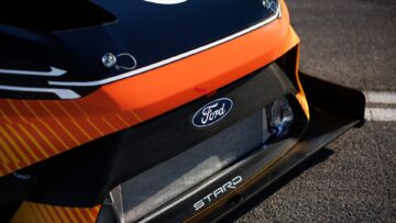 Ford-SuperVan-42-Transit-Pikes-Peak-2023-12