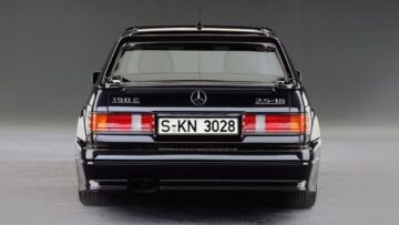 HWA-Mercedes-190E-25-Evo-II-8