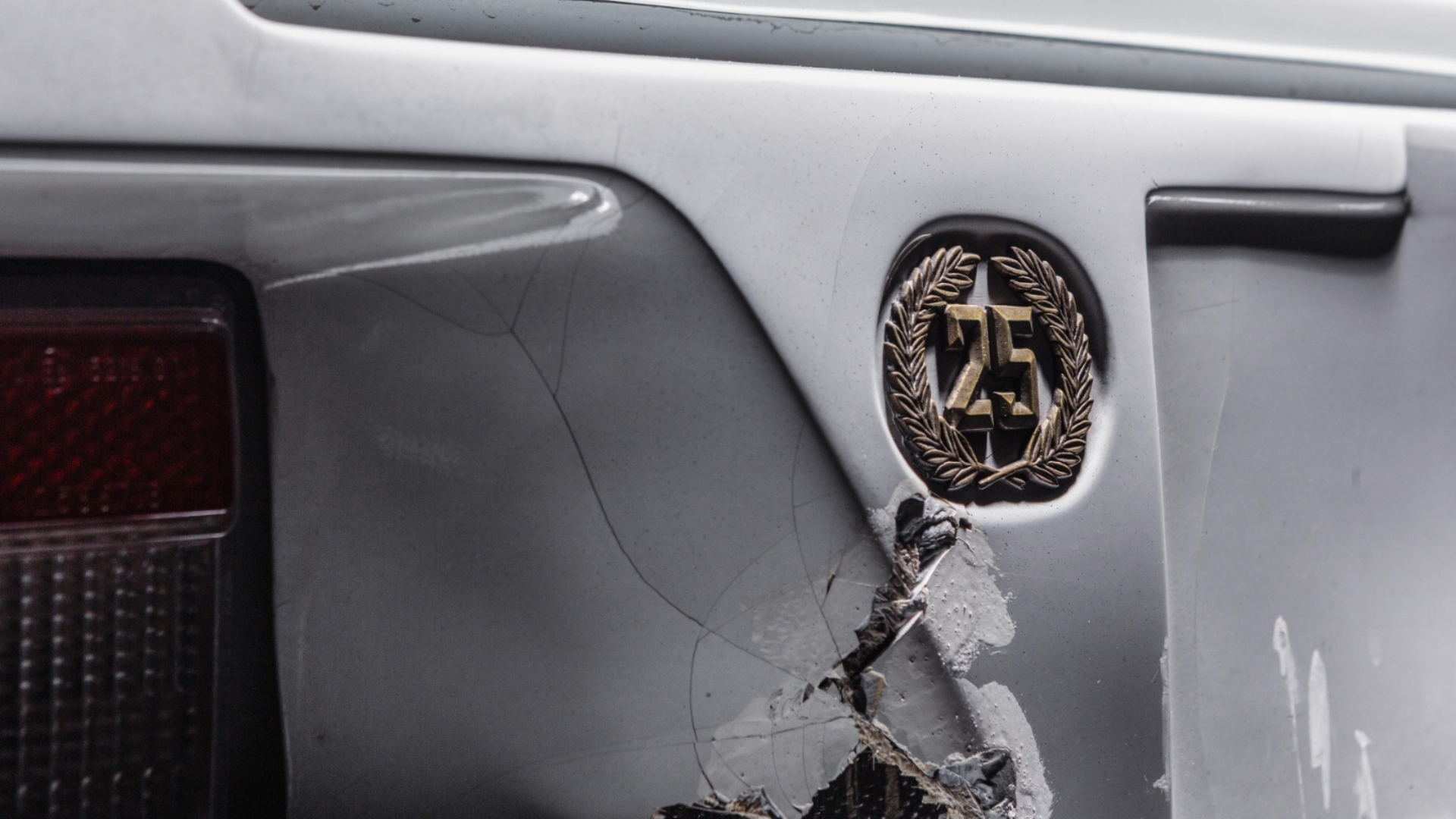 Lamborghini-Countach-The-Wolf-of-Wall-Street-4