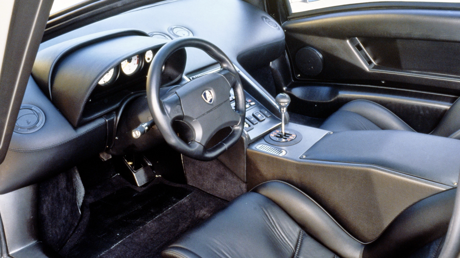 Lamborghini-Diablo-10