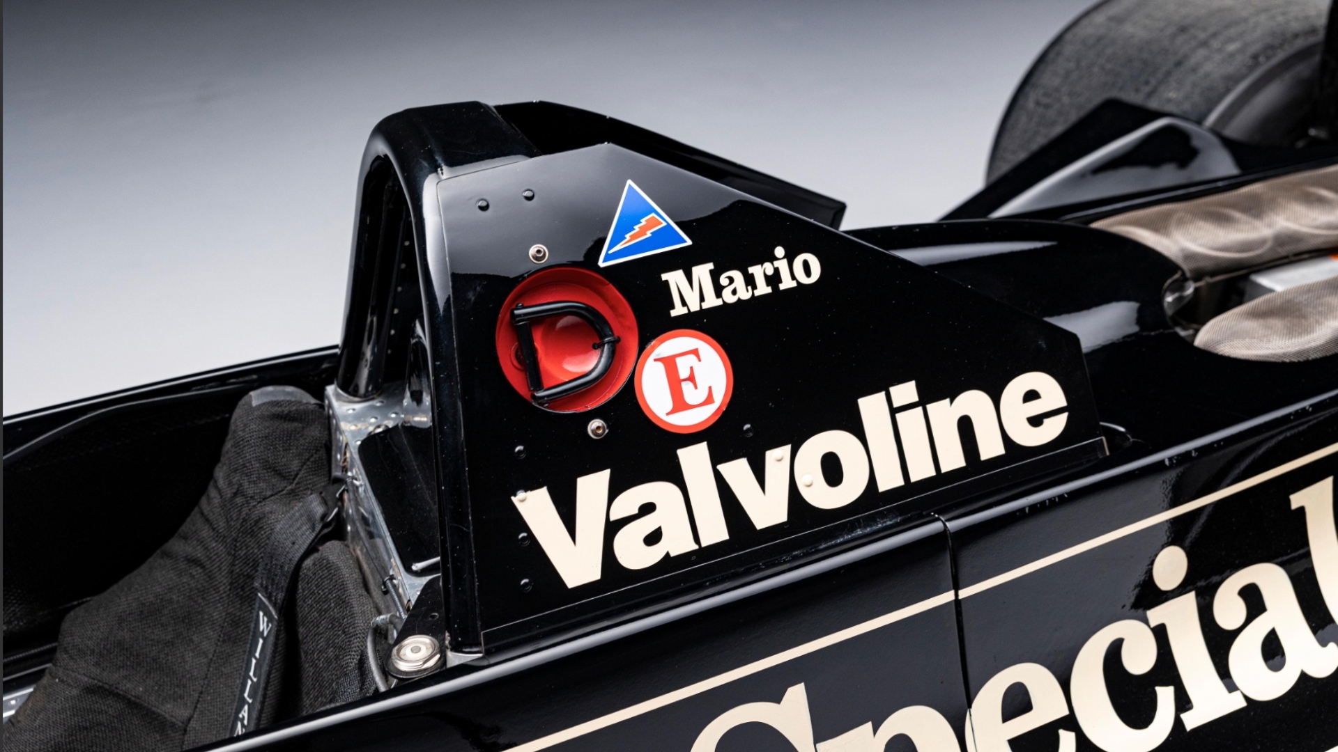 Lotus-Ford-79-9 Lotus-Ford-79-9