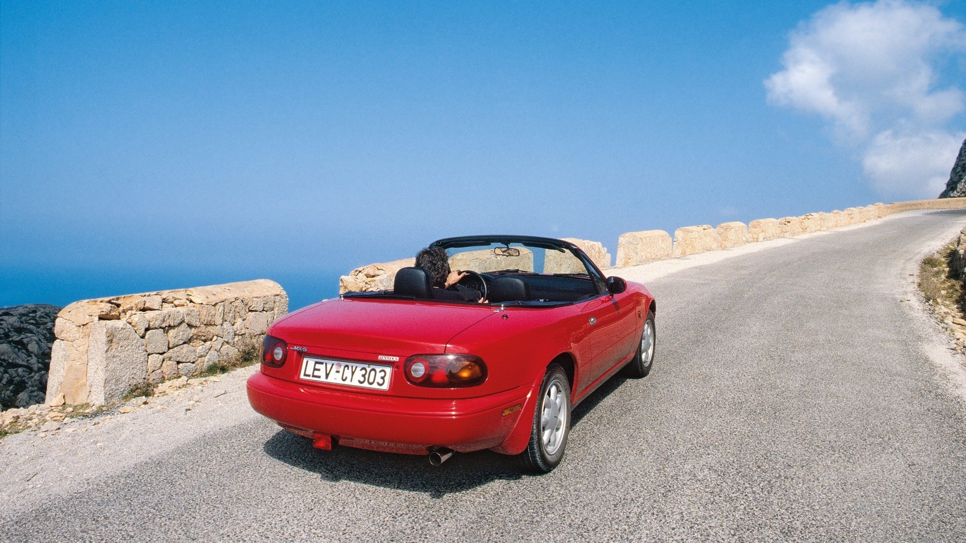 Mazda-MX-5-NA-10