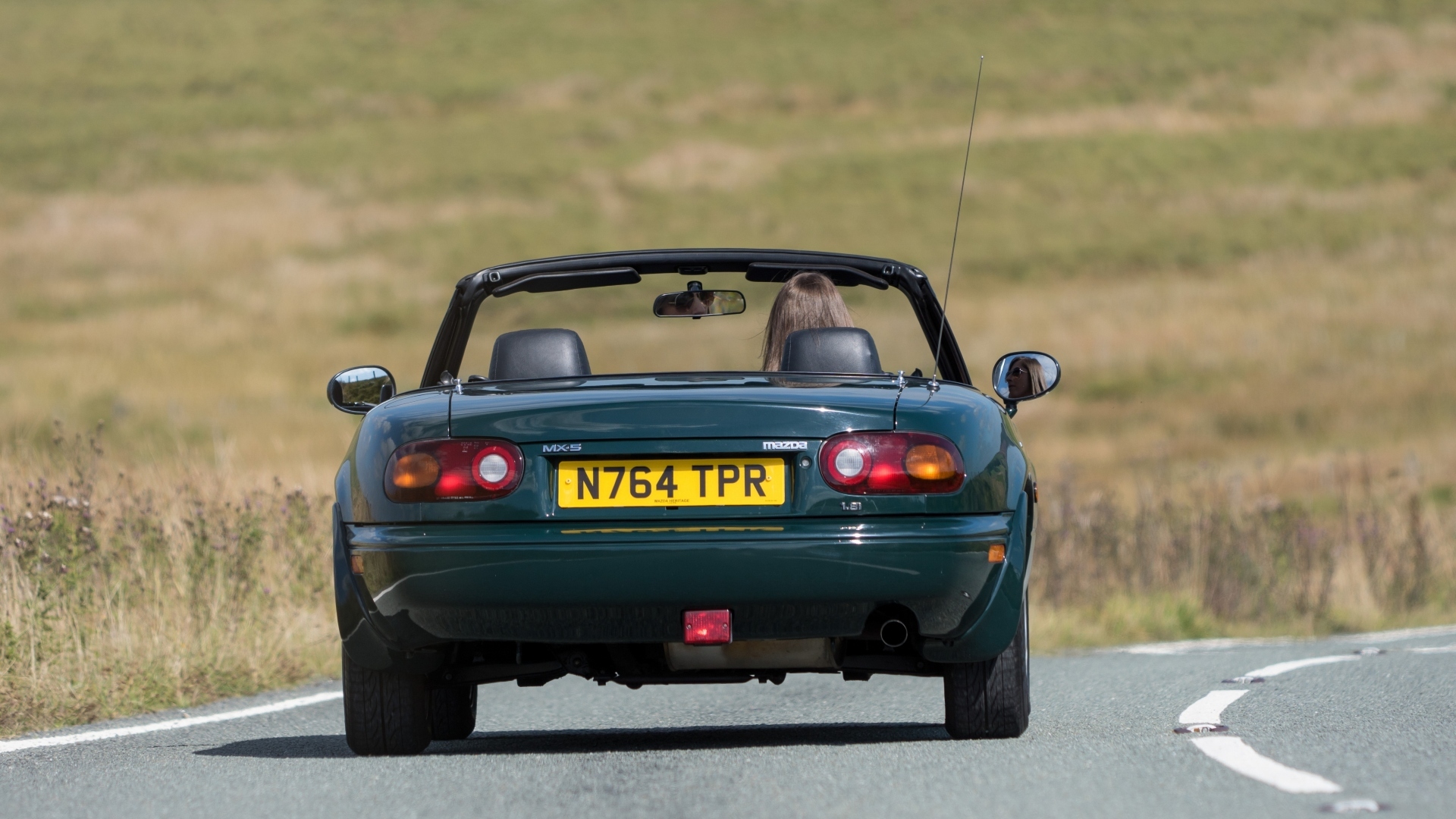 Mazda-MX-5-NA-12