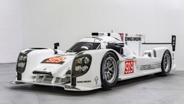 Porsche-919-Hybrid-Showcar-2