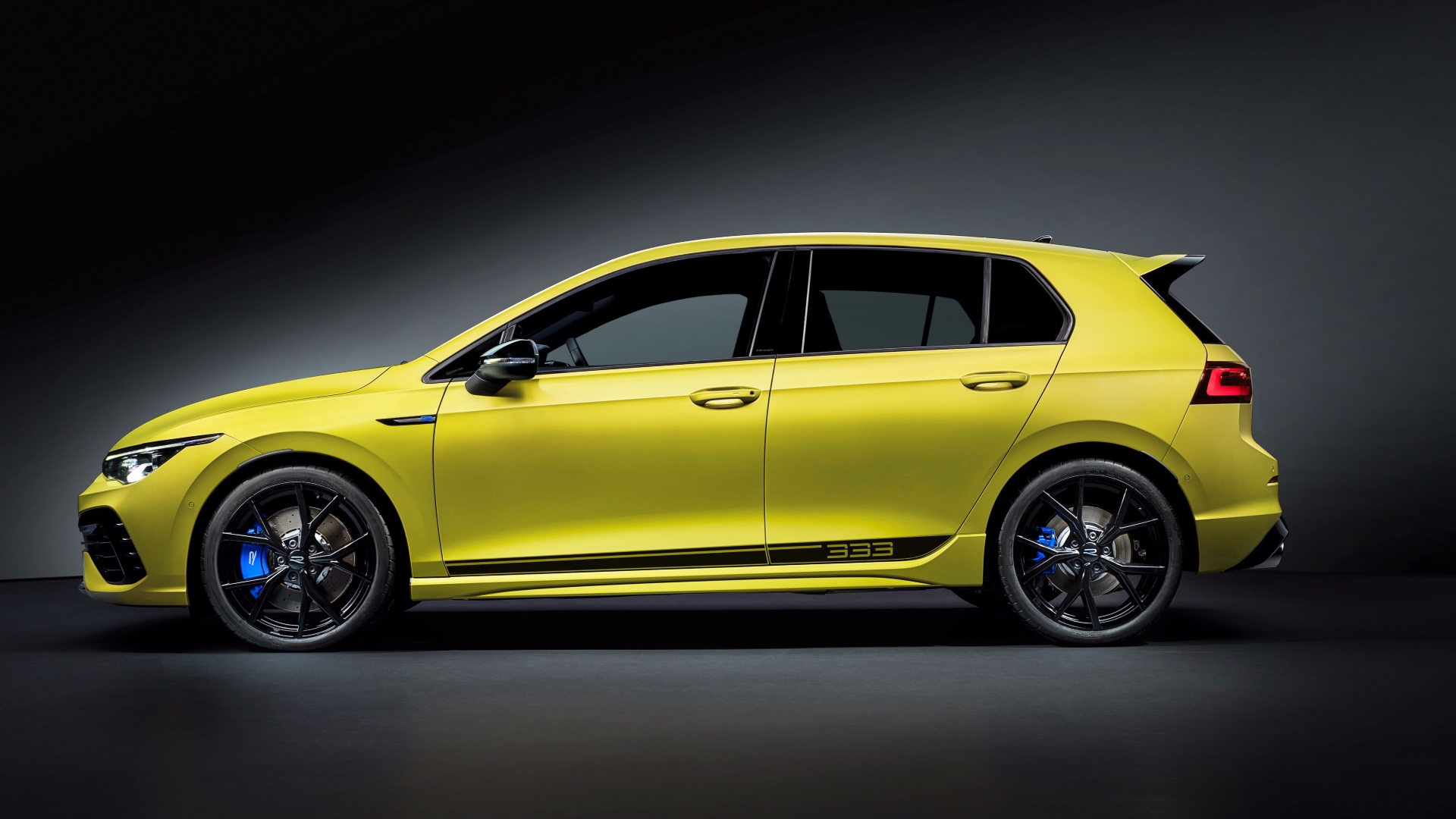 Volkswagen-Golf-R333-2023-2