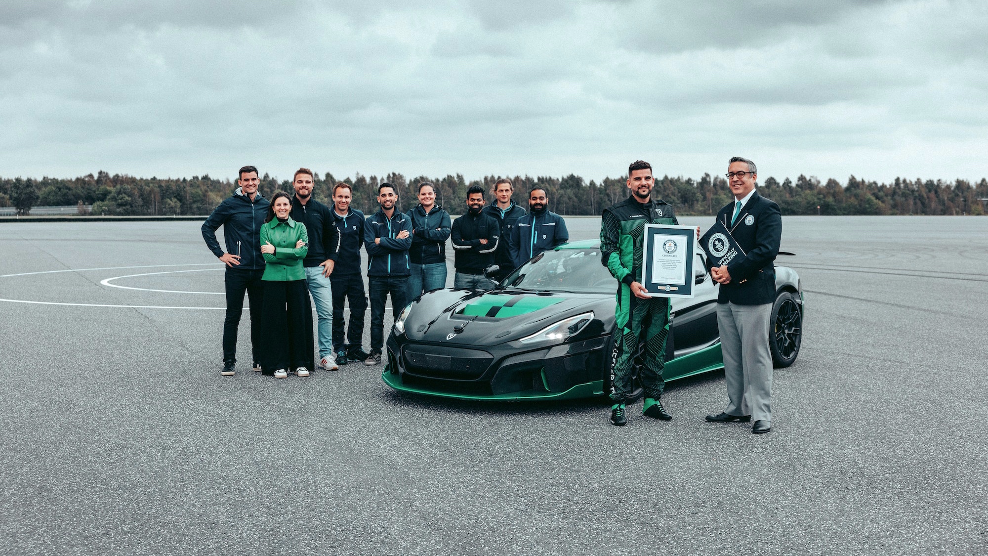 rimac-nevera-guinness-world-record-7