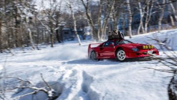 Ferrari-F40-sulla-neve-video-red-bull-4