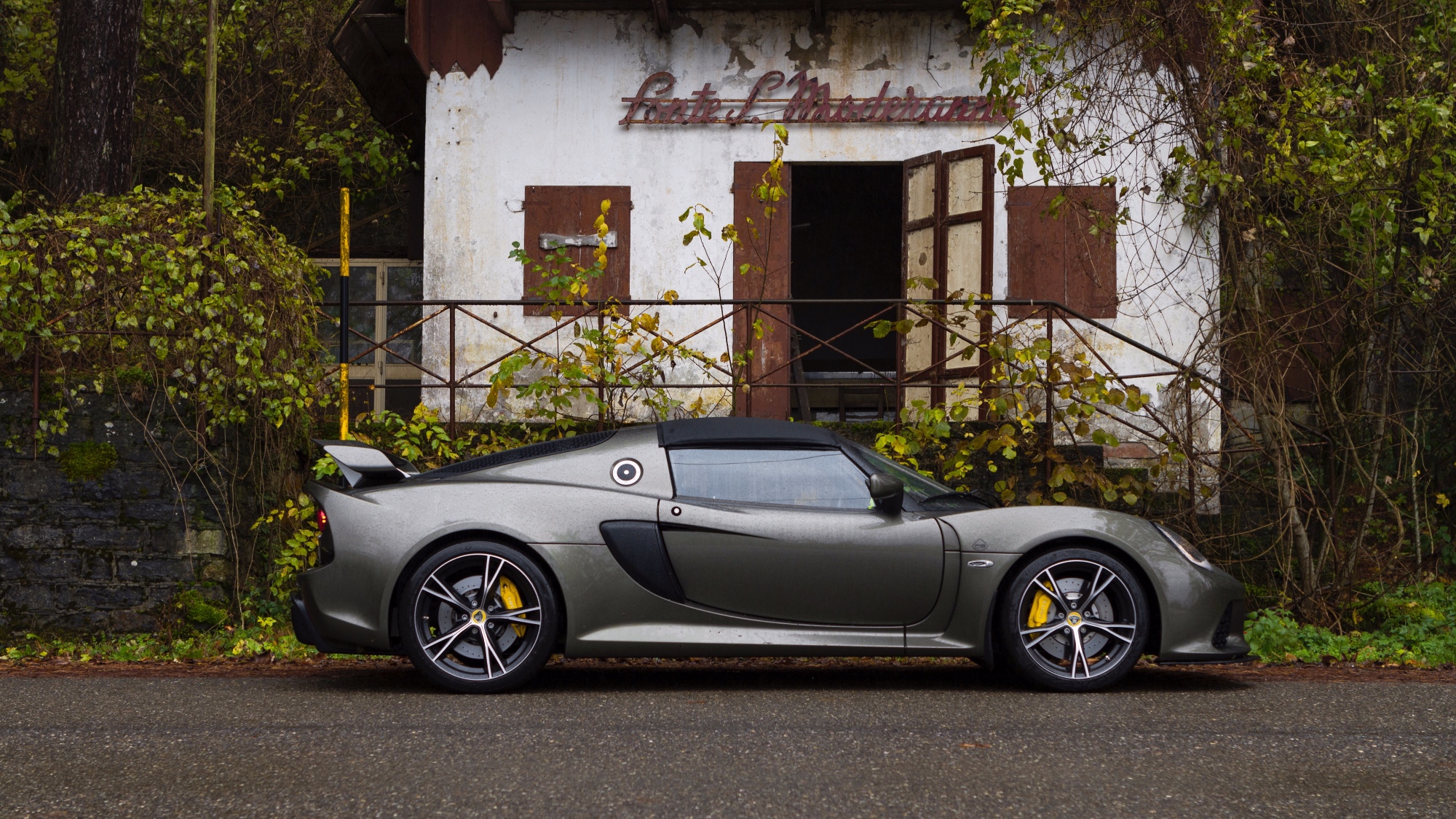 Lotus-Exige-S-V6-test-prova-su-strada-12