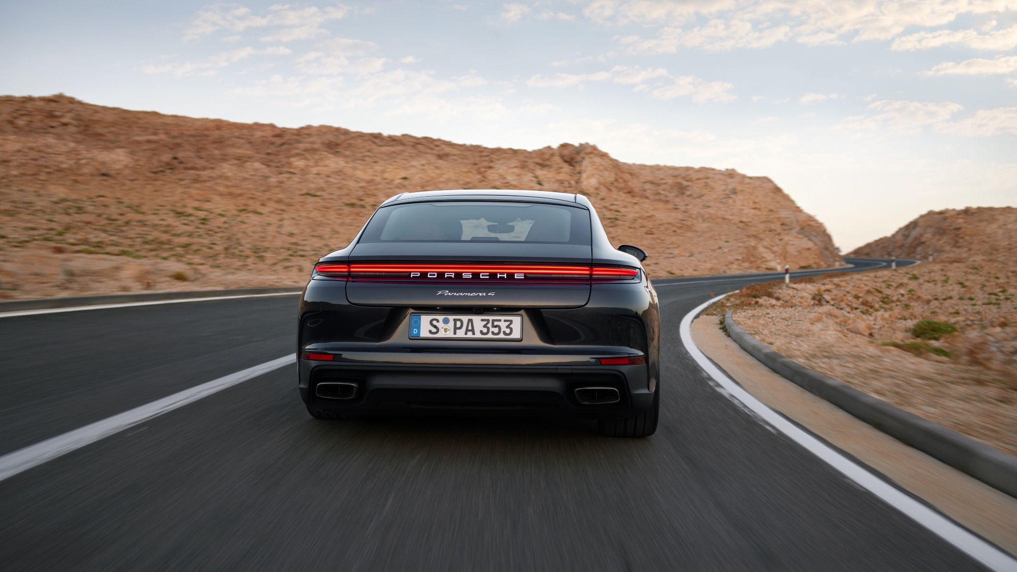 Porsche-Panamera-2024-5