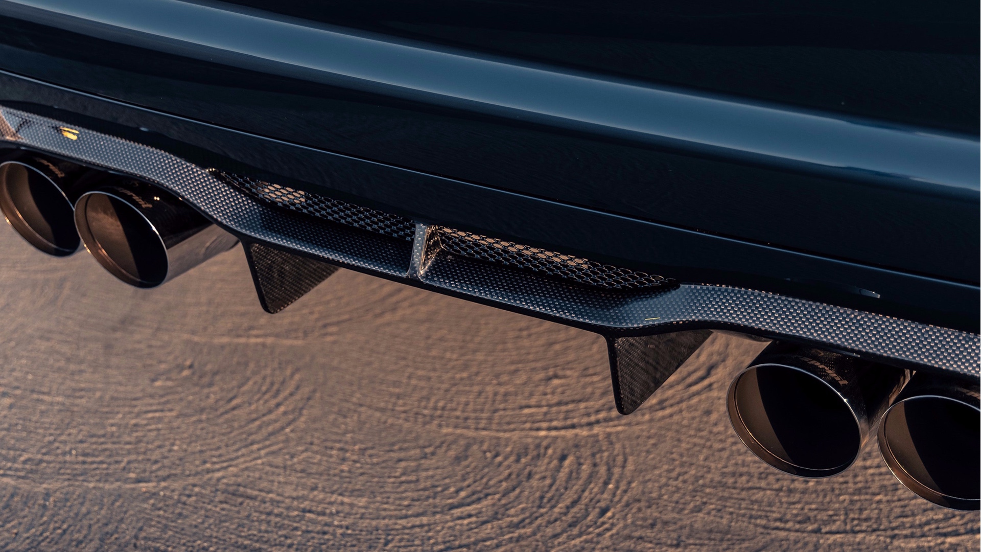 V20BMWE46M3_WebThumbnail_1-PieceFrontSplitter_9_3000x