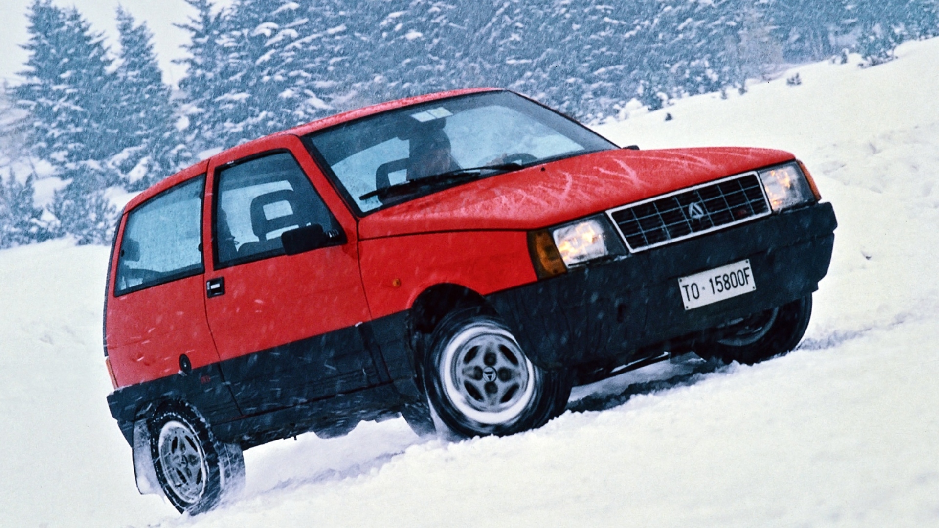 Stanchi del solito Pandino? C’è la Y10 4WD!