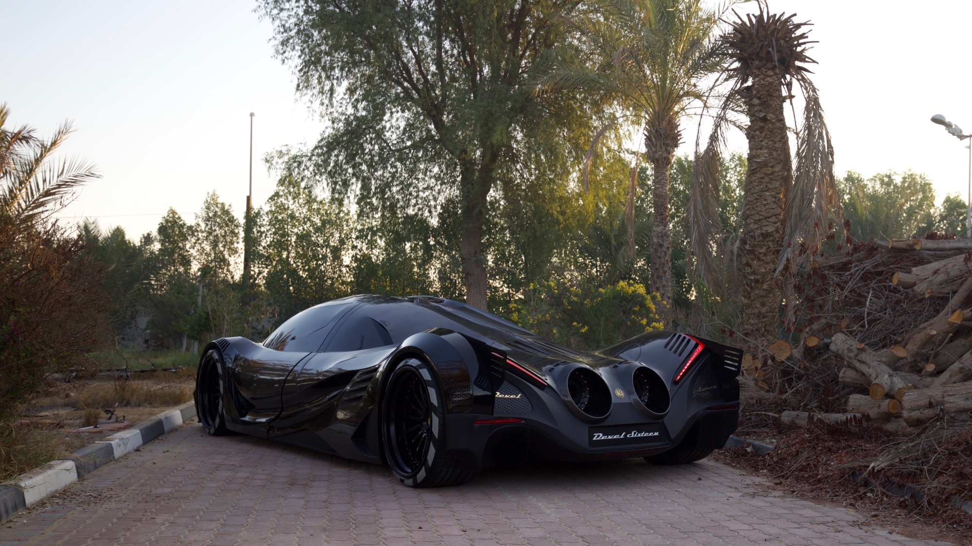 devel_sixteen_prototype_7