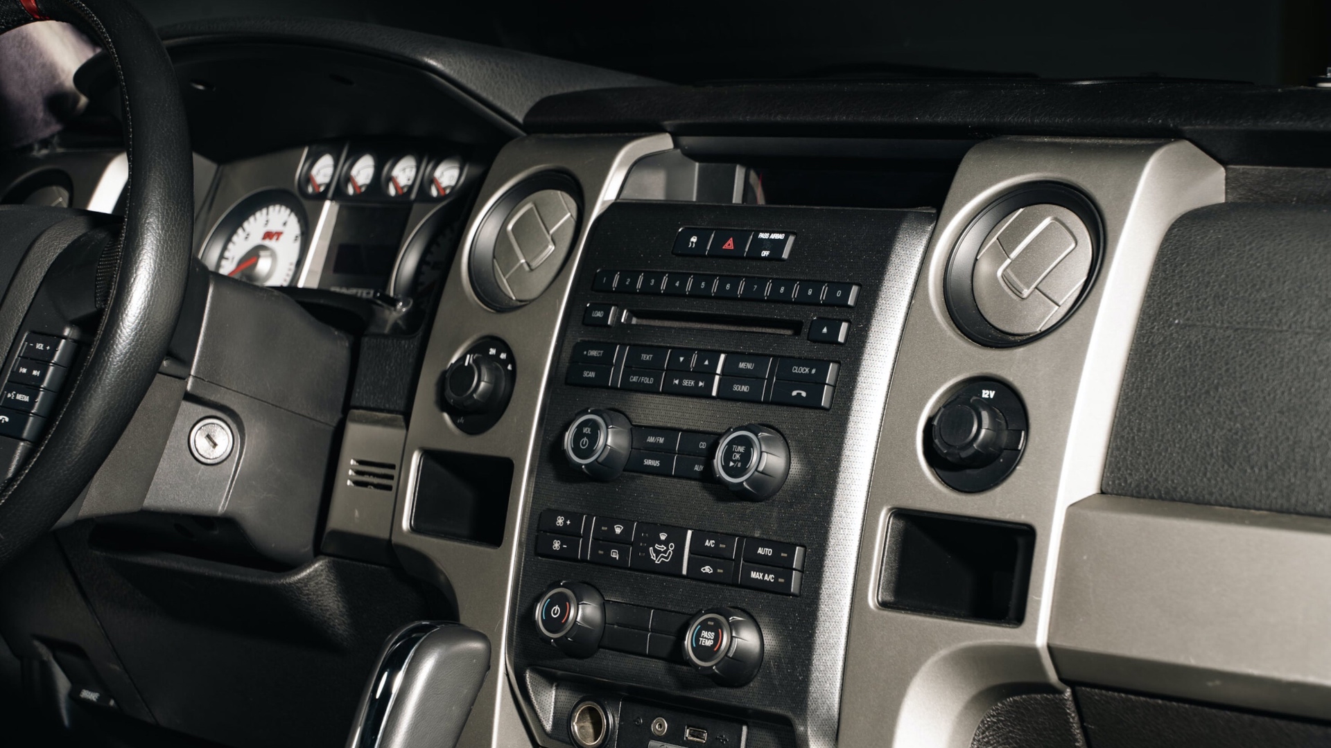 2009-Ford-F-150-RaptorTRAX-Ken-Block-00009