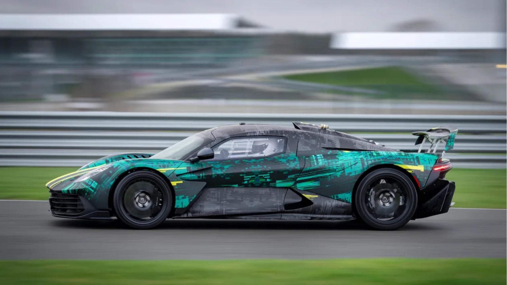 Aston-Martin-Valhalla- 00005 Aston-Martin-Valhalla- 00005