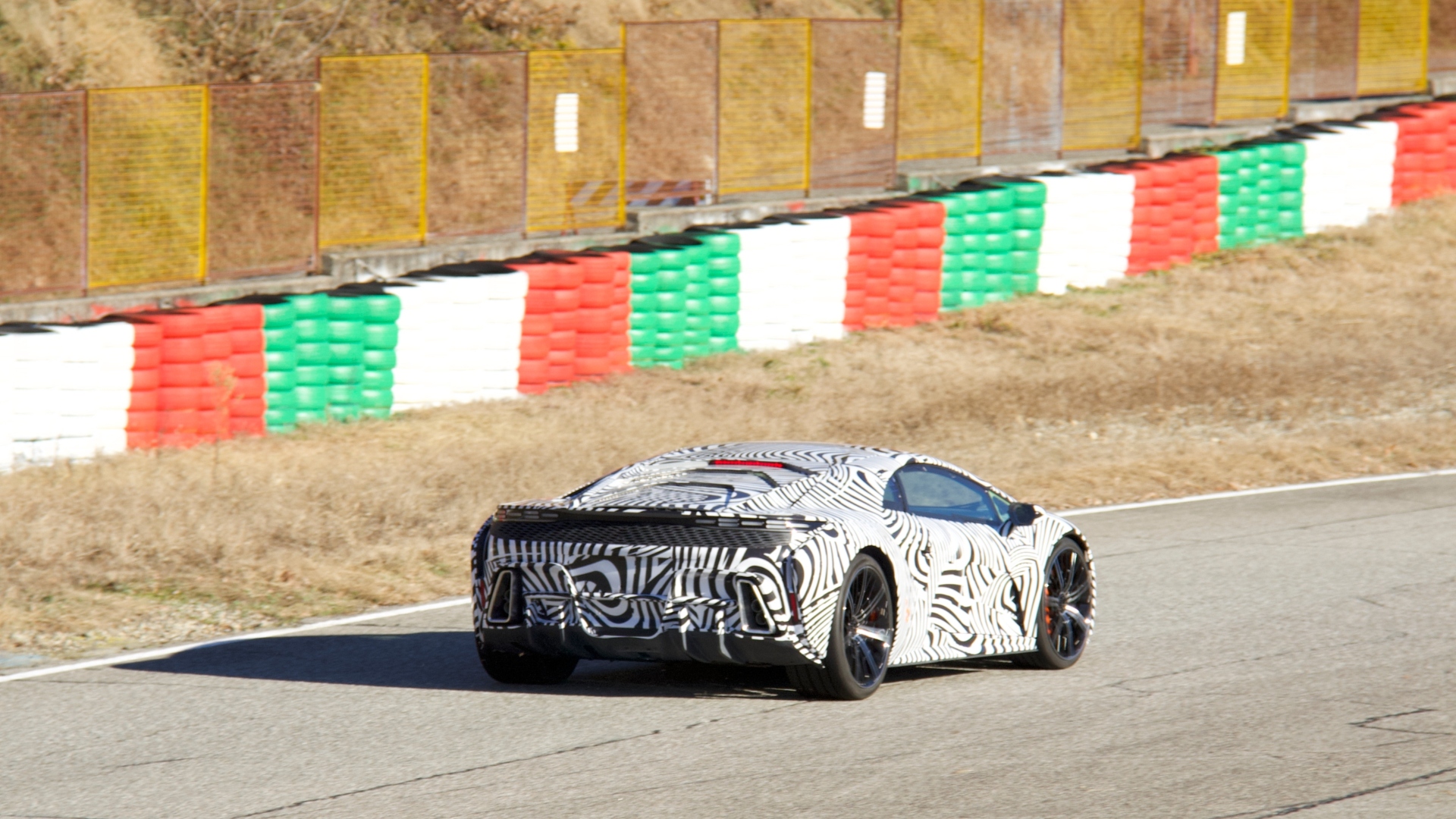 Bertone-GB110-test-pista-prototipo-2023-3 Bertone-GB110-test-pista-prototipo-2023-3