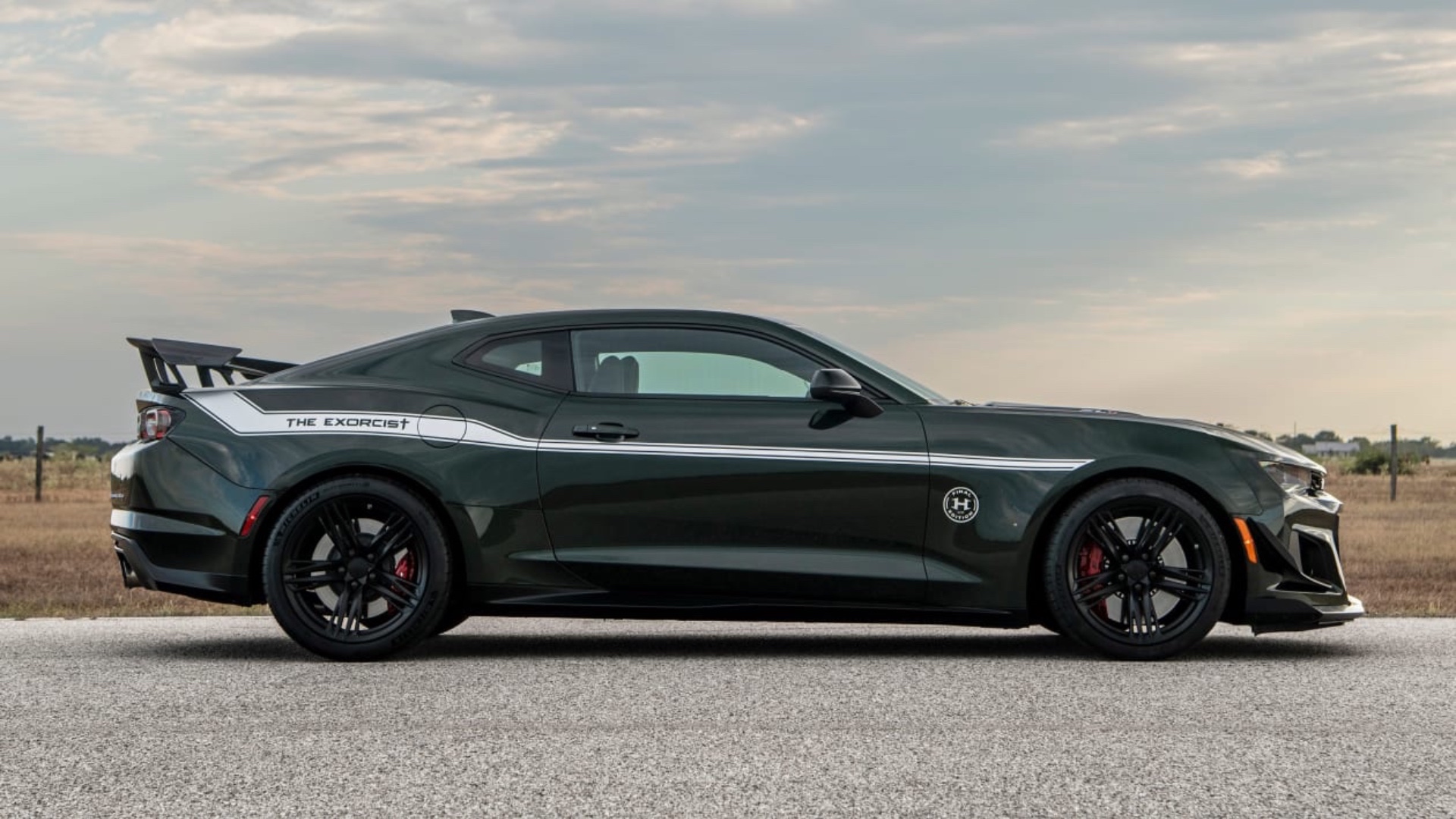 Hennessey Exorcist Camaro ZL1 Final Edition-6