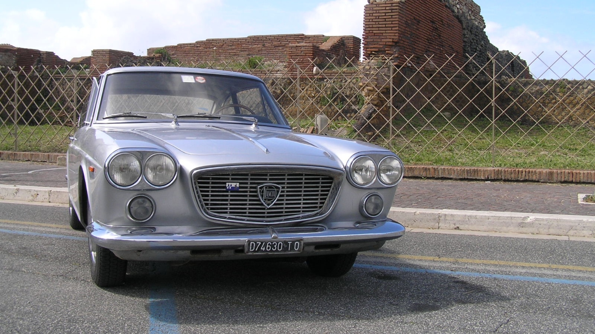 OLYMPUS DIGITAL CAMERA OLYMPUS DIGITAL CAMERA