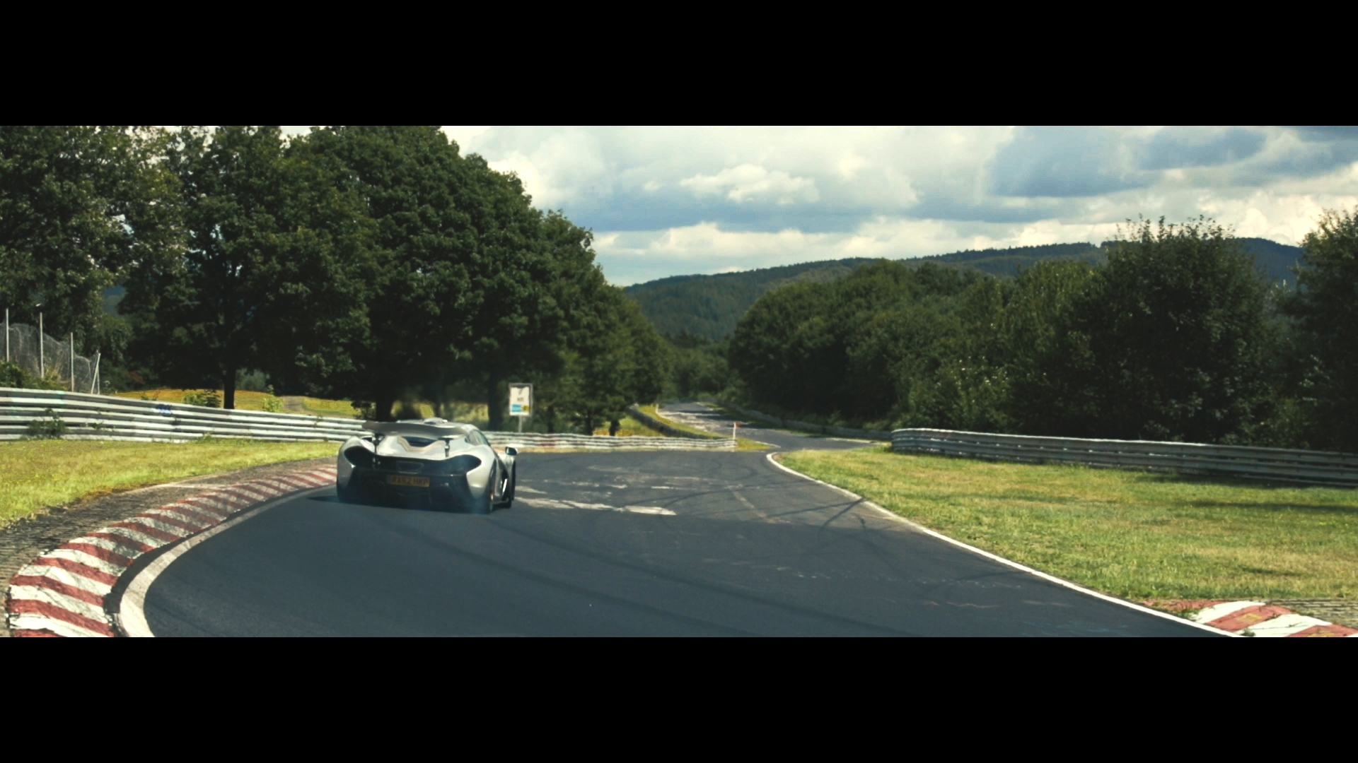 McLaren-P1-1 McLaren-P1-1