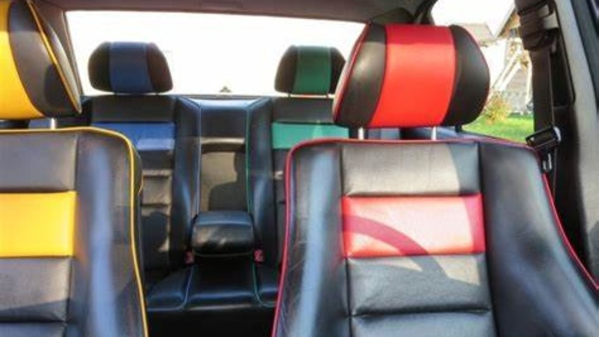 Mercedes-190-Triple-9-modellini-car-model-models-12 Mercedes-190-Triple-9-modellini-car-model-models-12