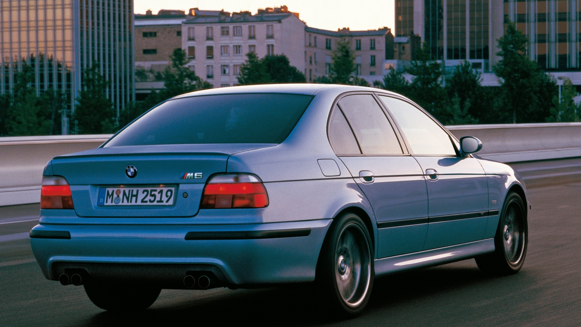 Super-berline-autobahn-11 Super-berline-autobahn-11