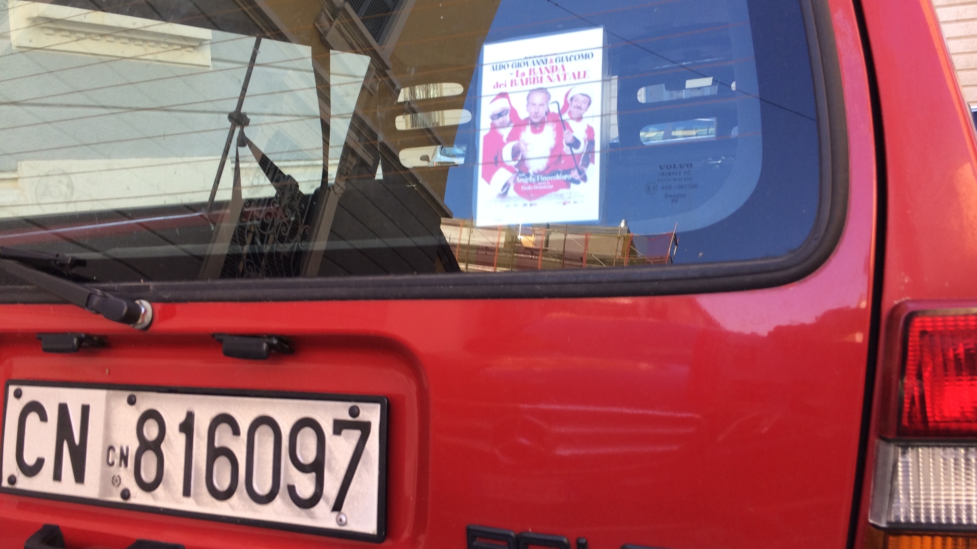 Volvo-240-Polar-la-banda-dei-Babbi-Natale-2